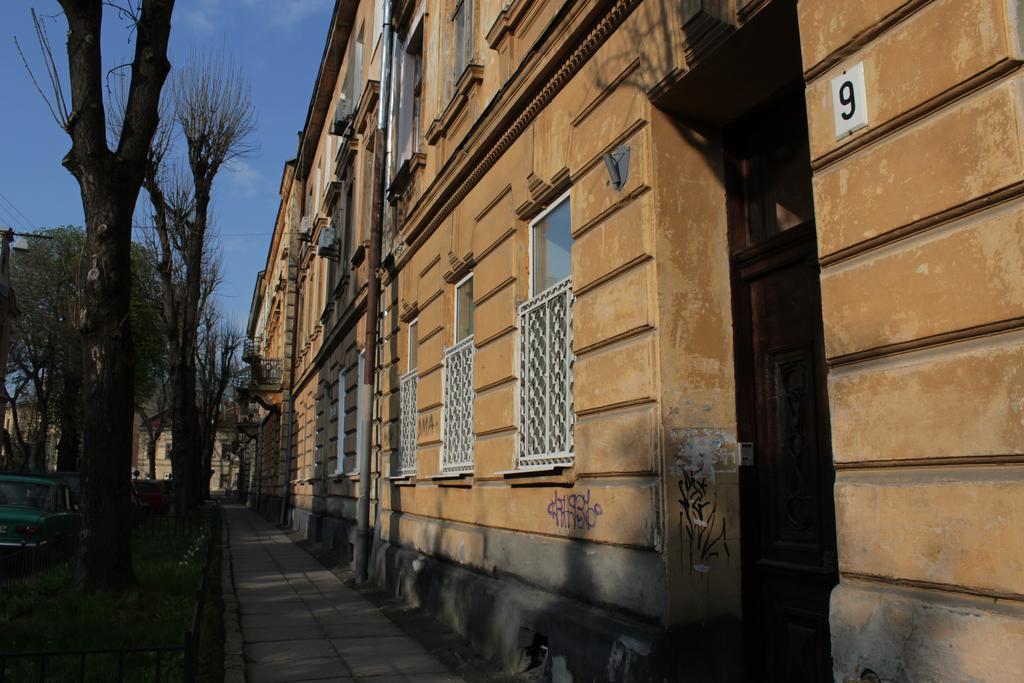 Hotel Polska Poduszka Leópolis Exterior foto